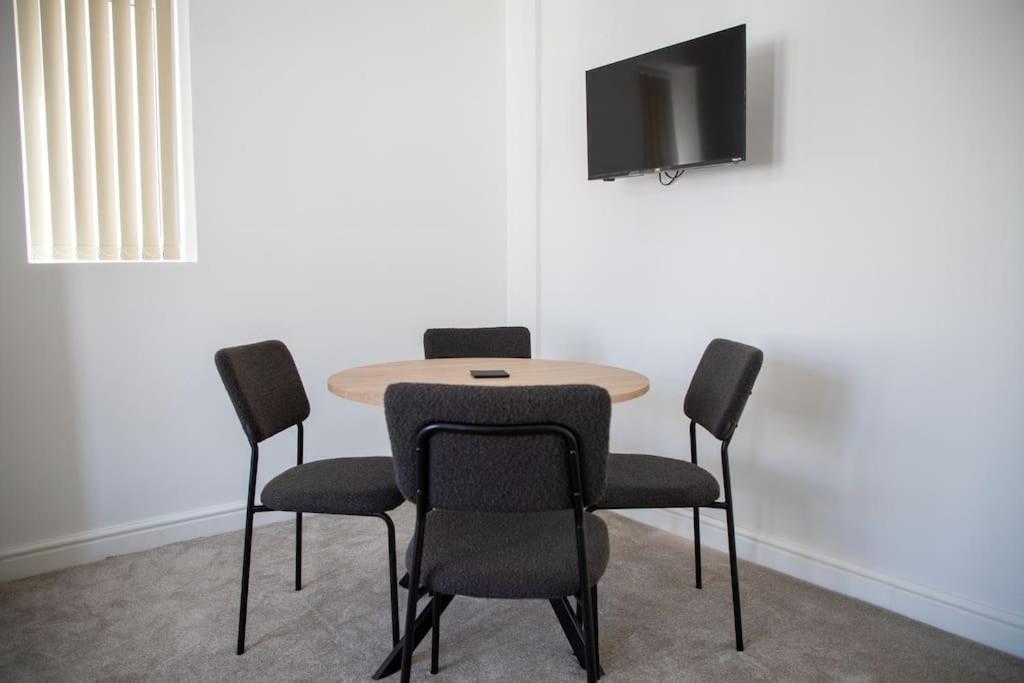 Balmoral - First Floor - Four Apartment